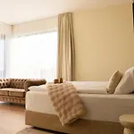 Monte Vinea-luxury With Amazing Heated Pool Kringa