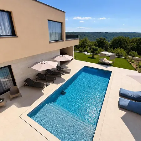 Monte Vinea-luxury With Amazing Heated Pool * Kringa