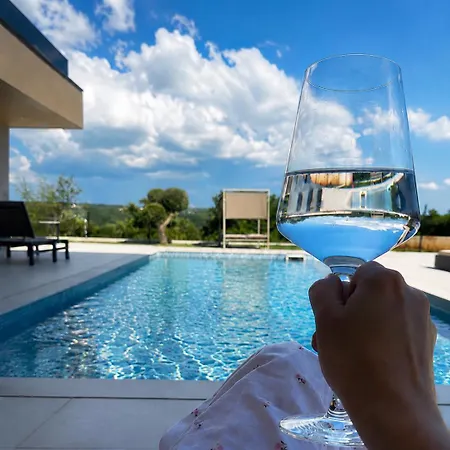 Monte Vinea-luxury With Amazing Heated Pool *