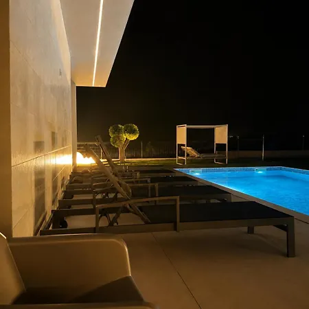 Monte Vinea-luxury With Amazing Heated Pool